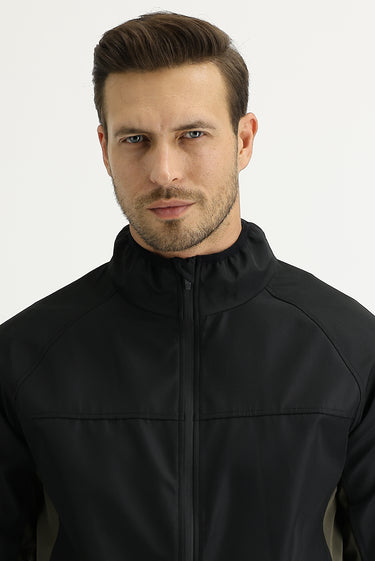 Siyah Mevsimlik Outdoor Softshell Mont