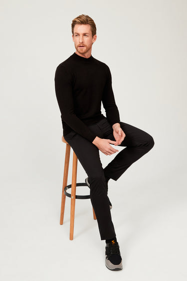 Siyah Yarım Balıkçı Yaka Regular Fit Triko Kazak