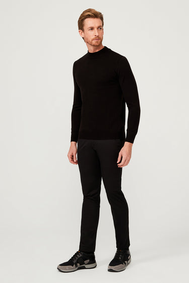 Siyah Yarım Balıkçı Yaka Regular Fit Triko Kazak