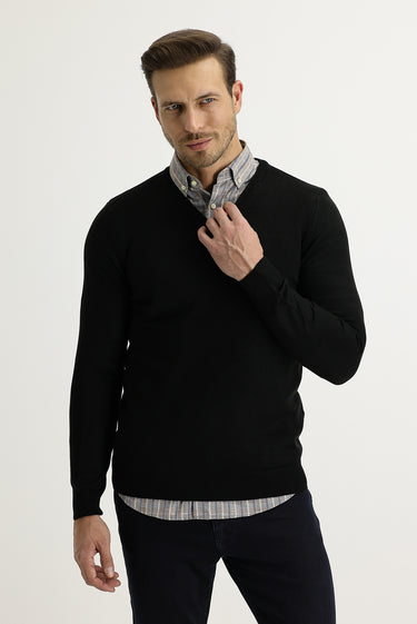 Siyah V Yaka Regular Fit Triko Kazak