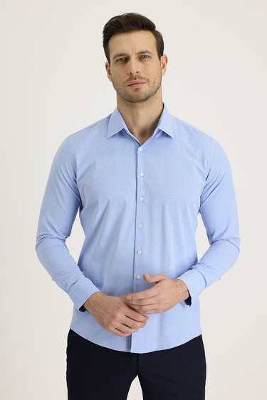 Açık Mavi Uzun Kol Slim Fit Dar Kesim Klasik Desenli Pamuklu Kolay Ütülenebilir Gömlek