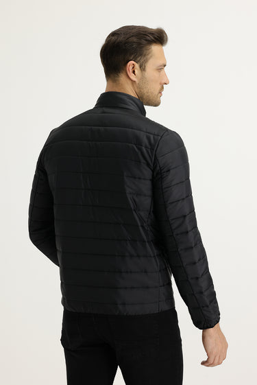 Siyah Slim Fit Dar Kesim Kapitone Spor Mont