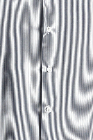 Orta Lacivert Uzun Kol Slim Fit Dar Kesim Çizgili Pamuklu Kolay Ütülenebilir Gömlek