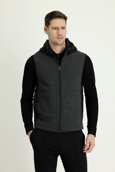 Orta Antrasit Slim Fit Dar Kesim Kapüşonlu Spor Yelek