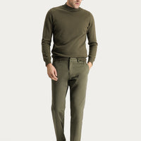 Yağ Yeşili-Olive Relaxed Fit Rahat Kesim Likralı Saten Kanvas / Chino Pantolon