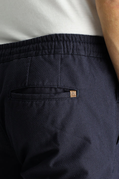 Koyu Lacivert Slim Fit Dar Kesim Beli Lastikli İpli Desenli Likralı Pantolon
