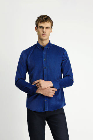 Koyu Mavi Uzun Kol Slim Fit Dar Kesim Pamuklu Düğmeli Yaka Kadife Gömlek
