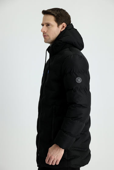 Siyah Kapüşonlu Spor Şişme Kaban