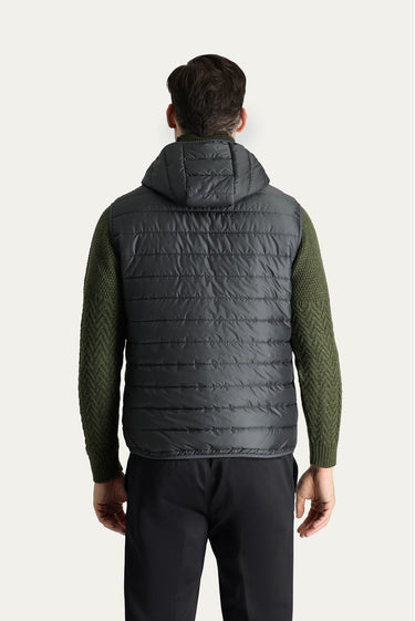 Koyu Füme Kapüşonlu Kapitone Spor Yelek