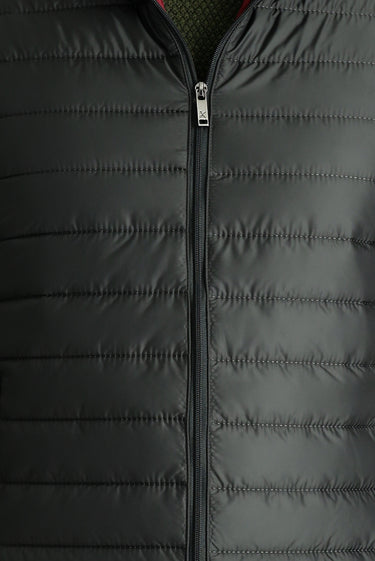 Koyu Füme Kapüşonlu Kapitone Spor Yelek