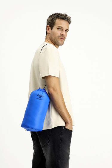 Siyah Çantalı Spor Şişme Mont