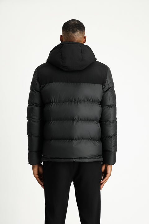 Siyah Slim Fit Dar Kesim Kapüşonlu Spor Şişme Mont