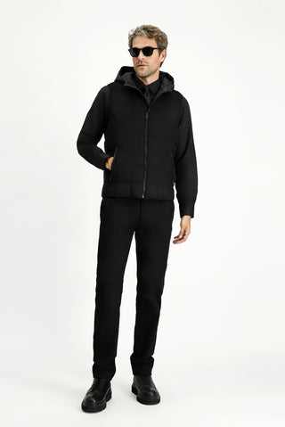 Siyah Slim Fit Dar Kesim Kapüşonlu Spor Yelek