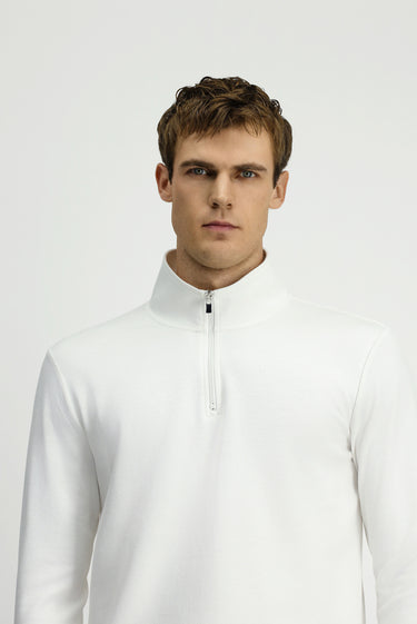 Kırık Beyaz Yarım Balıkçı Yaka Regular Fit Fermuarlı Pamuklu Sweatshirt