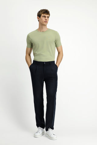 Siyah Relaxed Fit Rahat Kesim Pamuklu Pileli Pantolon