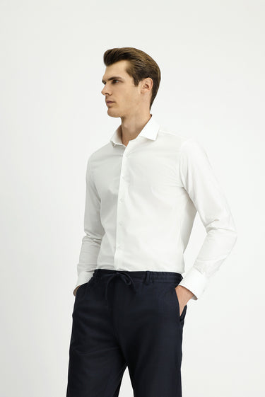 Beyaz Uzun Kol Slim Fit Dar Kesim Klasik Pamuklu Gömlek