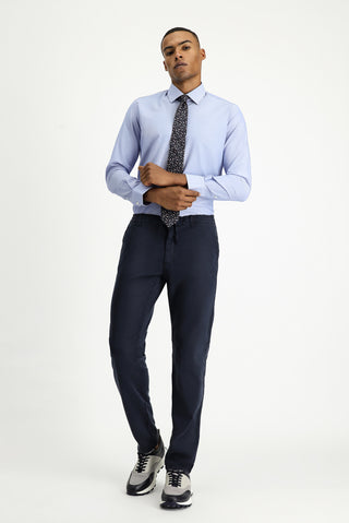 Koyu Mavi Uzun Kol Slim Fit Klasik Yaka Pamuklu Kolay Ütülenebilir Desenli Gömlek