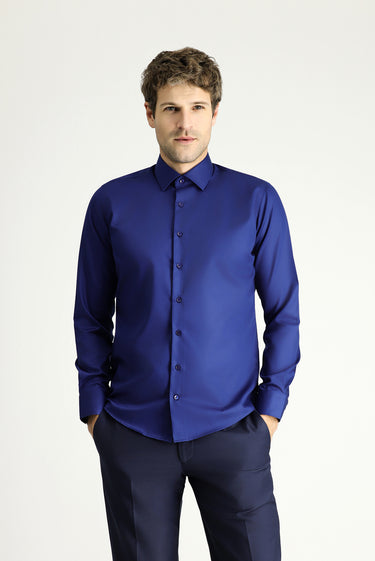Orta Lacivert Uzun Kol Slim Fit Dar Kesim Klasik Non Iron Saten Pamuklu Gömlek