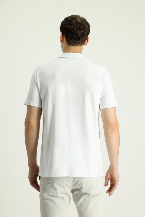 Beyaz Polo Yaka Regular Fit Nakışlı Süprem Pamuk Tişört