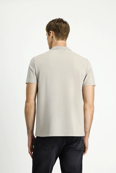 Orta Gri Polo Yaka Regular Fit Nakışlı Pamuklu Tişört