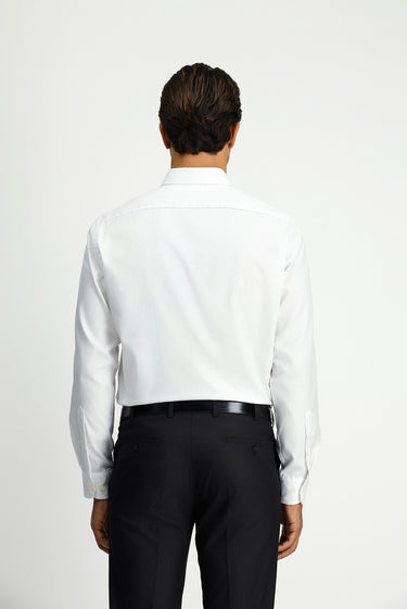 Beyaz Uzun Kol Regular Fit Düğmeli Yaka Pamuk Gömlek