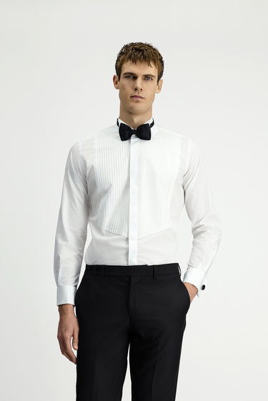 Beyaz Ata Yaka Slim Fit Dar Kesim Pamuk Piliseli Gömlek