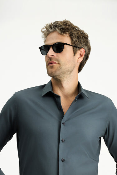 Koyu Antrasit Uzun Kol Slim Fit Dar Kesim Pamuk Klasik Gömlek