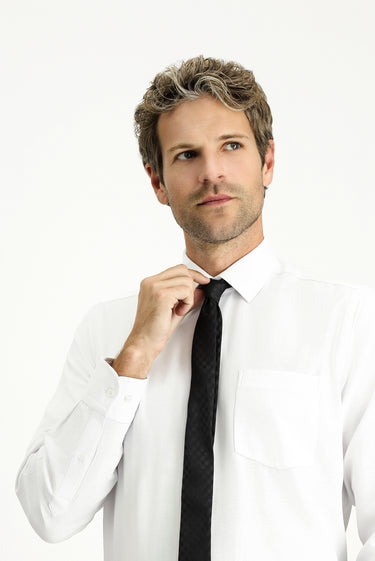 Beyaz Uzun Kol Regular Fit Klasik Yaka Pamuklu Kolay Ütülenebilir 4 Mevsim Oxford Gömlek