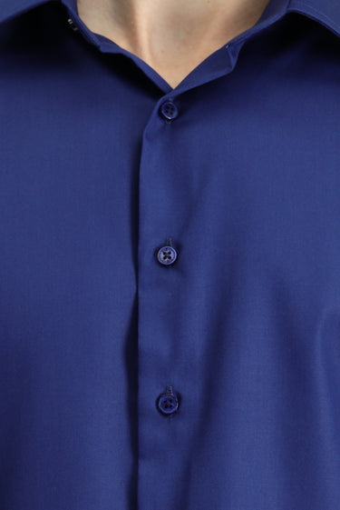 Orta Lacivert Uzun Kol Slim Fit Dar Kesim Klasik Non Iron Pamuklu Gömlek