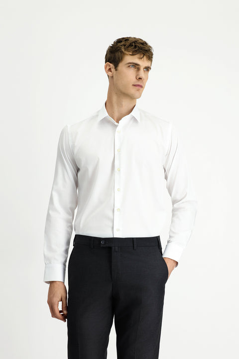 Beyaz Uzun Kol Slim Fit Dar Kesim Klasik Non Iron Pamuklu Gömlek