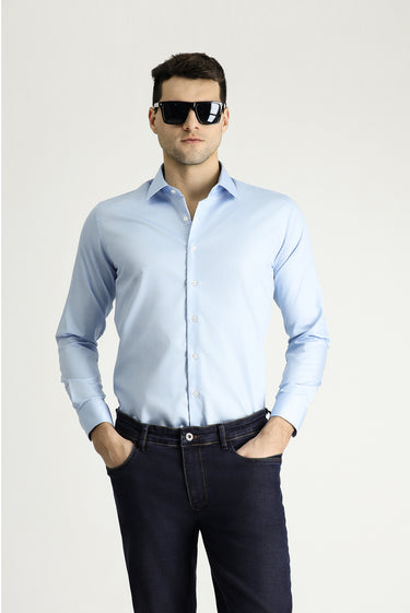 Uçuk Mavi Uzun Kol Slim Fit Dar Kesim Pamuklu Non Iron Saten Klasik Gömlek