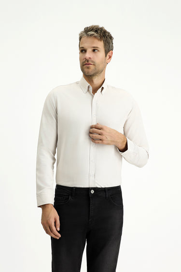 Orta Bej Uzun Kol Slim Fit Düğmeli Yaka Pamuklu Kolay Ütülenebilir 4 Mevsim Oxford Gömlek