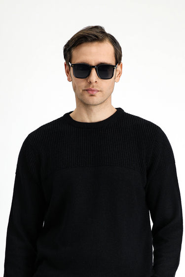 Siyah Bisiklet Yaka Regular Fit Desenli Triko Kazak