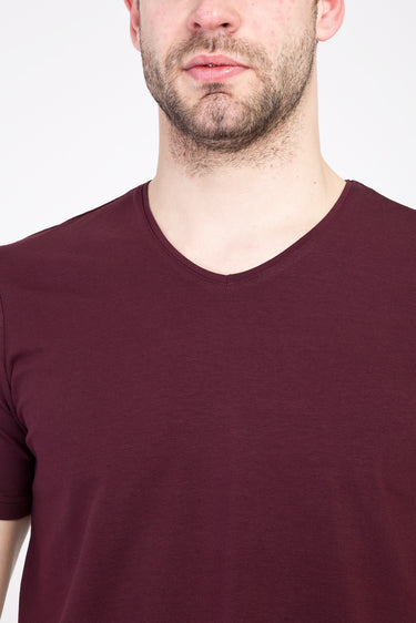 Koyu Bordo V Yaka Slim Fit Dar Kesim Tişört