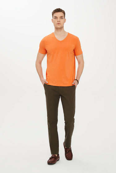 Bal Kabağı V Yaka Slim Fit Dar Kesim Tişört
