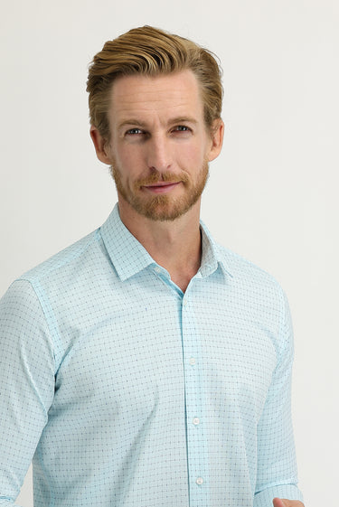 Su Mavisi Uzun Kol Slim Fit Dar Kesim Desenli Gömlek