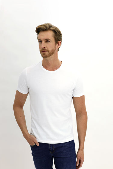 Beyaz Bisiklet Yaka Slim Fit Dar Kesim Pamuk Tişört