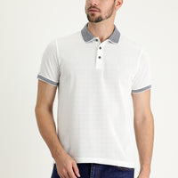 Beyaz Polo Yaka Regular Fit Desenli Nakışlı Pamuk Tişört