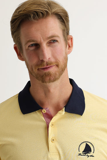 Koyu Sarı Polo Yaka Slim Fit Dar Kesim Desenli Tişört