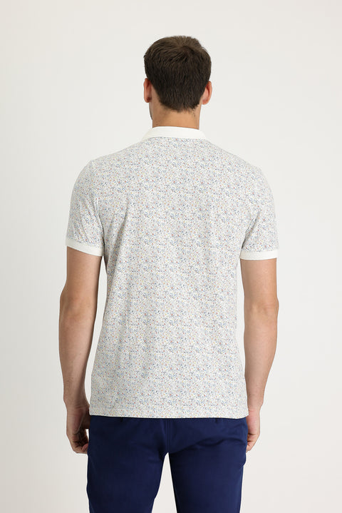 Beyaz Polo Yaka Desenli Slim Fit Dar Kesim Pamuk Tişört