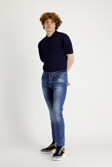 Mavi Slim Fit Dar Kesim Likralı Denim Pantolon