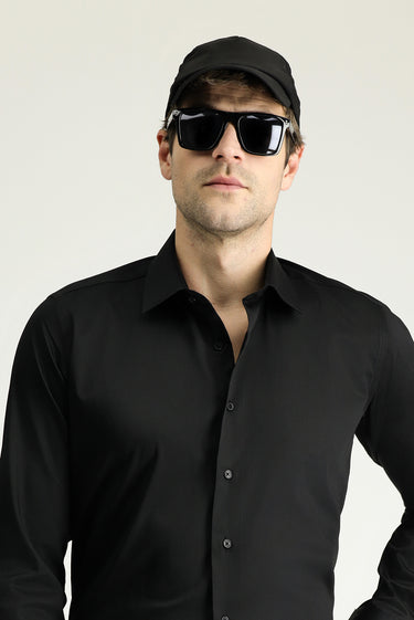 Siyah Uzun Kol Slim Fit Dar Kesim Klasik Pamuk Gömlek