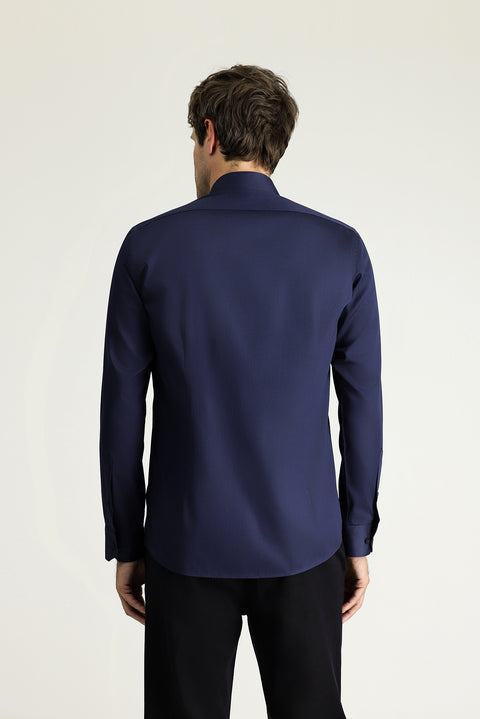 Koyu Lacivert Uzun Kol Slim Fit Dar Kesim Klasik Nano Care Su İtici Leke Tutmaz 4 Mevsim Pamuk Gömlek