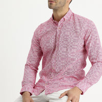 Şeker Pembe Uzun Kol Slim Fit Dar Kesim Baskılı Pamuk Gömlek