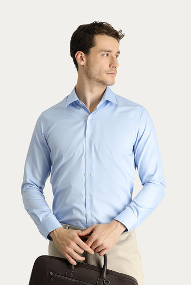 Uçuk Mavi Uzun Kol Slim Fit Dar Kesim Non Iron Gömlek