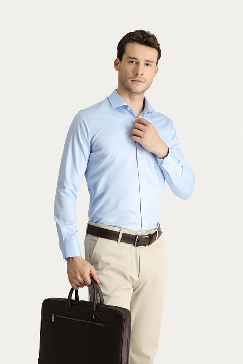 Uçuk Mavi Uzun Kol Slim Fit Dar Kesim Non Iron Gömlek