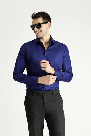 Orta Lacivert Uzun Kol Slim Fit Dar Kesim Klasik Non Iron Saten Pamuklu Gömlek-Ki??l?