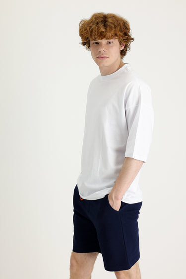 Beyaz Bisiklet Yaka Oversize Süprem Pamuk Tişört