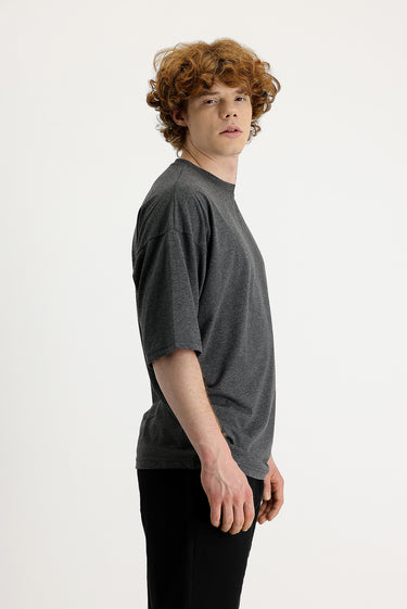 Koyu Antrasit Bisiklet Yaka Oversize Süprem Tişört