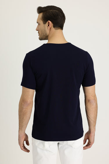 Siyah Lacivert V Yaka Slim Fit Dar Kesim Nakışlı Tişört